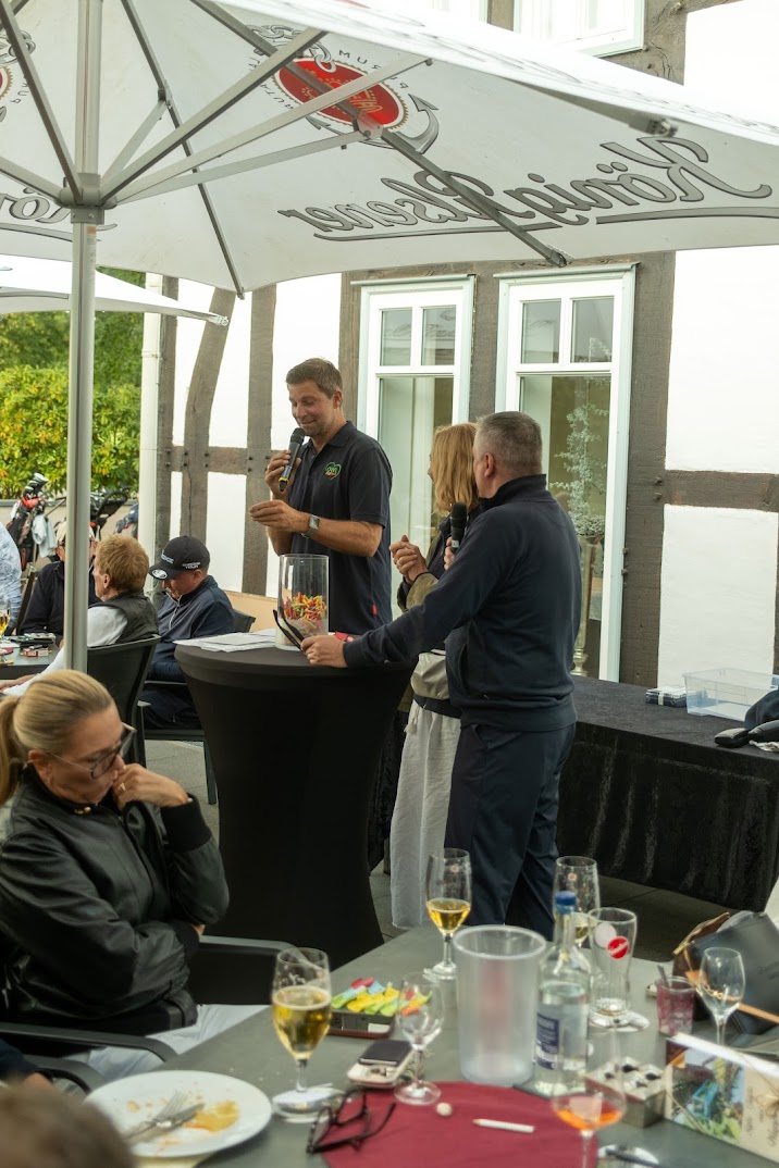 OWL zeigt Herz Cup-21